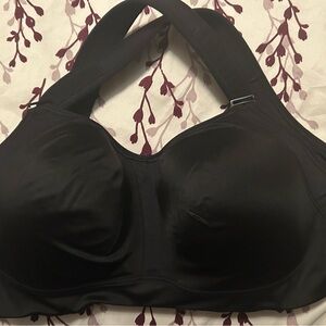 Women's Black high impact bra